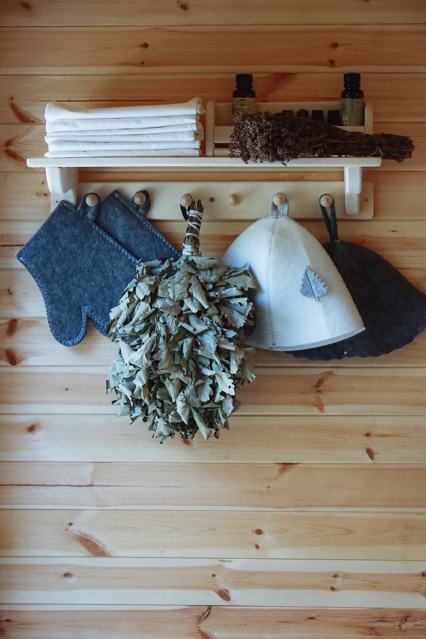 Баня с горячим чаном зимой